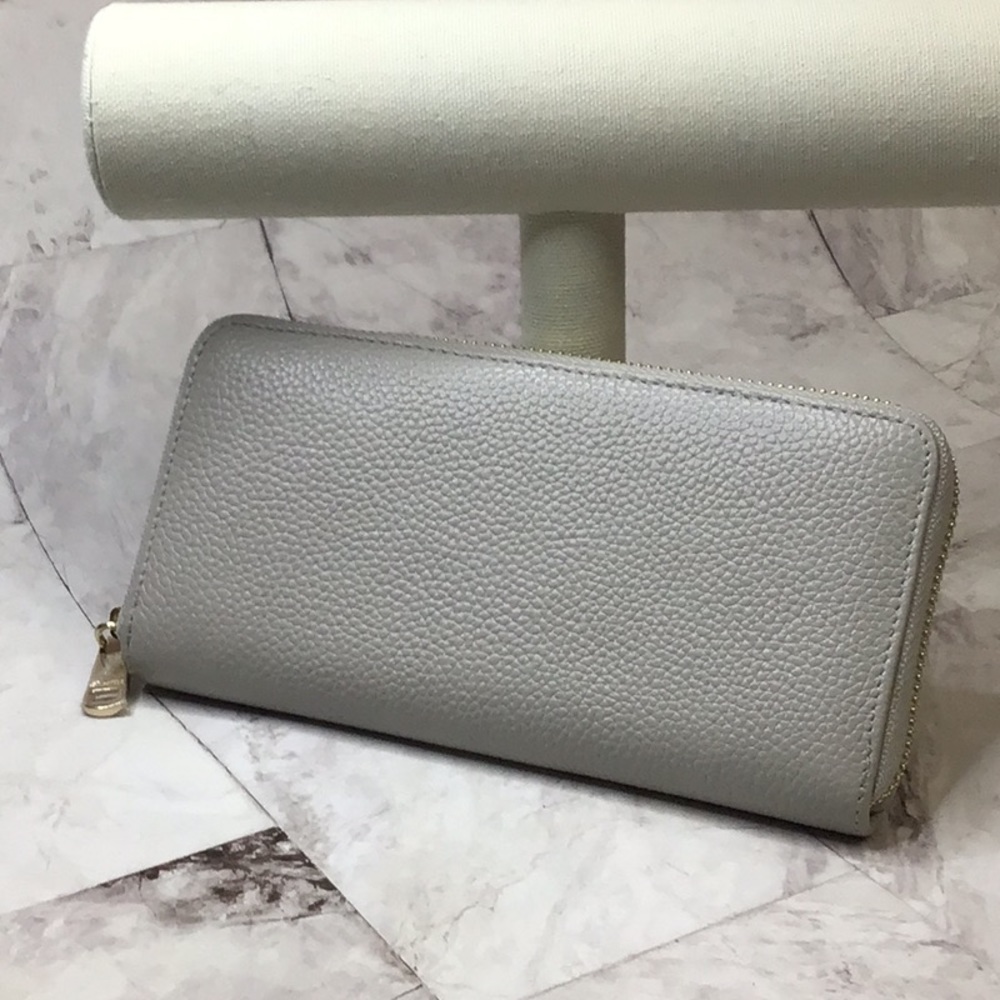 Zenith pebble leather grey all around zipper wallet